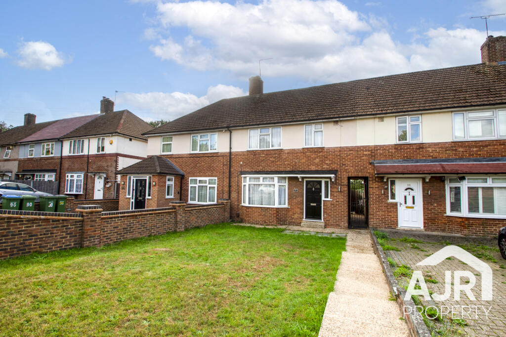 3 bed Mid Terraced House for rent in Woolwich. From Anthony James - South East