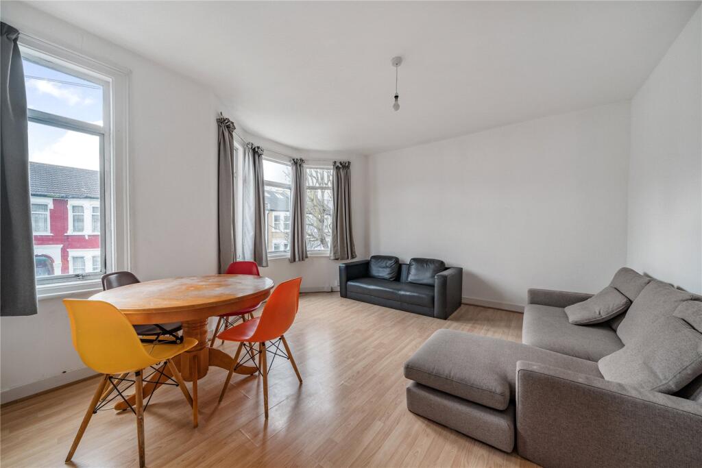 2 bed 1st Floor Flat for rent in London. From Anthony Pepe Estate Agents - Harringay