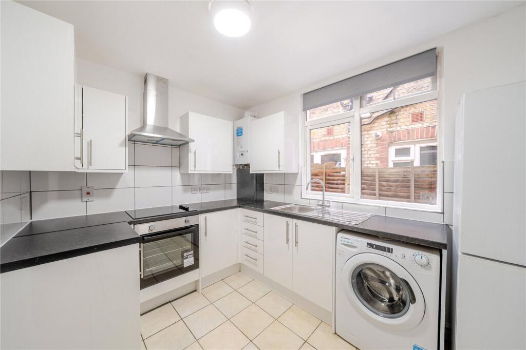 2 bed 1st Floor Flat for rent in London. From Anthony Pepe Estate Agents - Harringay