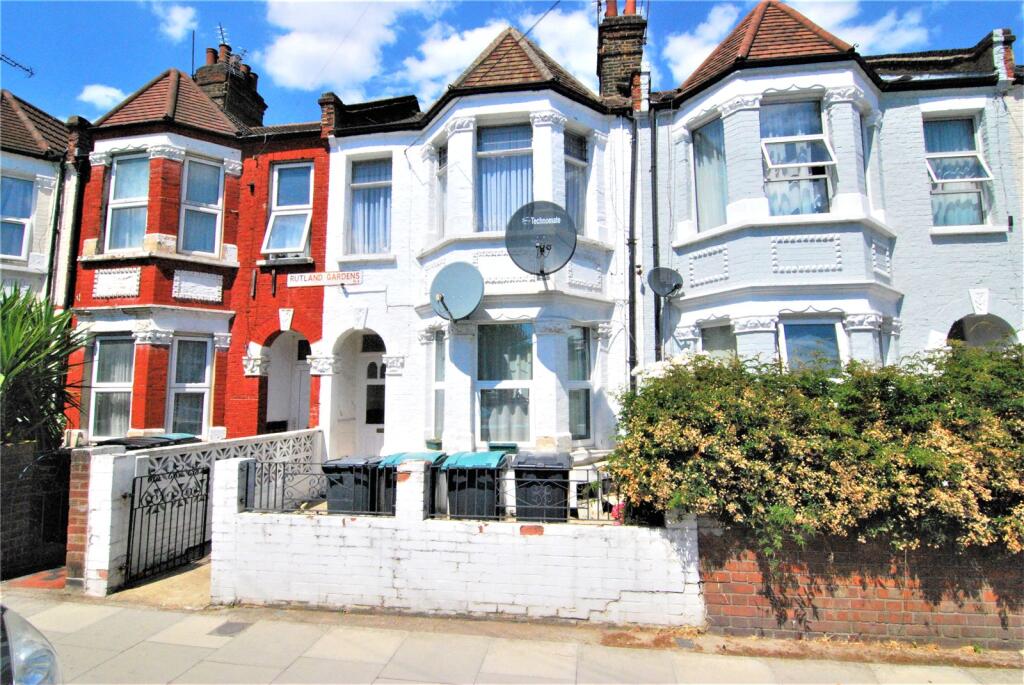 2 bed 1st Floor Flat for rent in London. From Anthony Pepe Estate Agents - Harringay