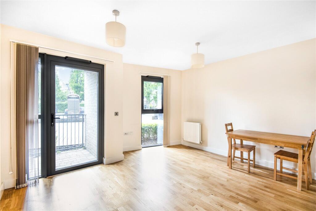 2 bed 1st Floor Flat for rent in London. From Anthony Pepe Estate Agents - Harringay