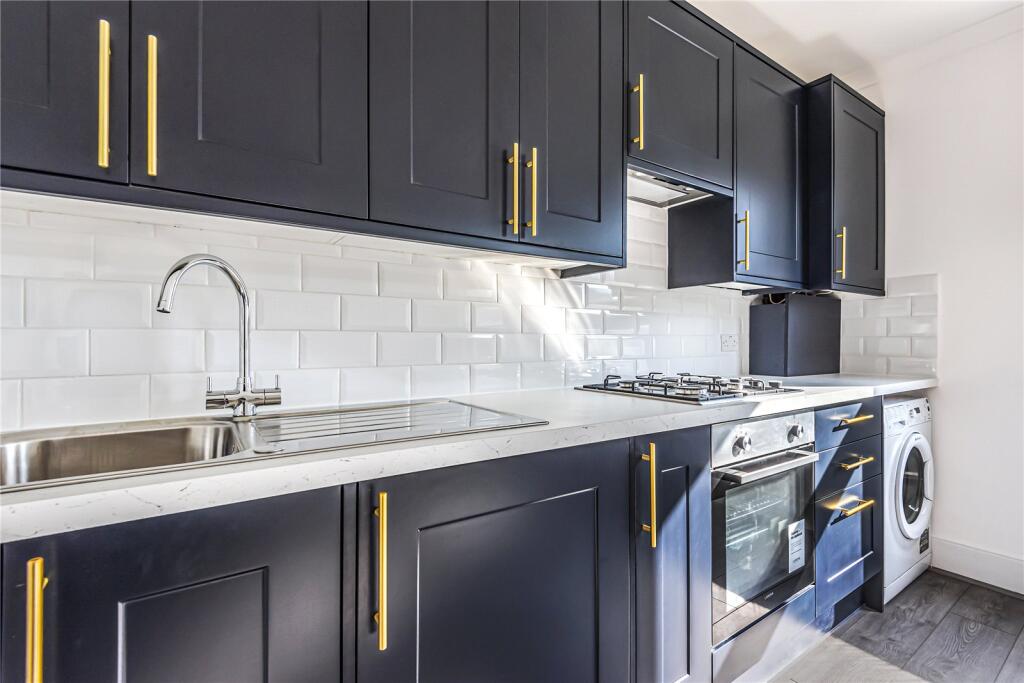 2 bed 1st Floor Flat for rent in London. From Anthony Pepe Estate Agents - Harringay 2 bed 1st Floor Flat for rent in London. From Anthony Pepe Estate Agents - Harringay