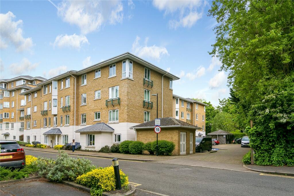 1 bed Apartment for rent in Richmond upon Thames. From Antony Roberts Estate Agents -  Kew - Lettings