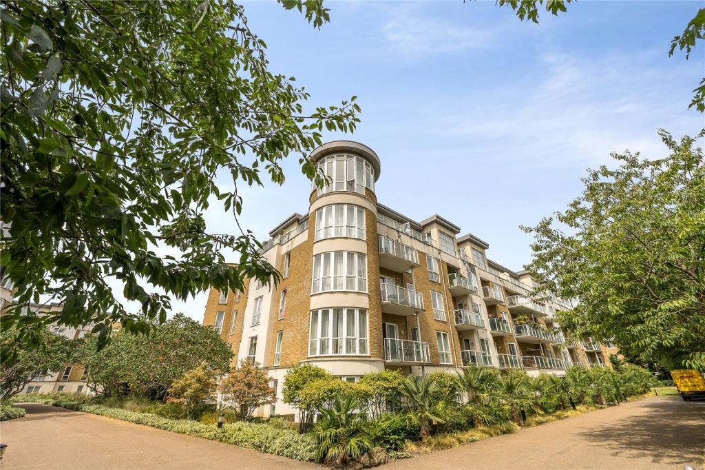 3 bed Apartment for rent in Richmond. From Antony Roberts Estate Agents - Kew - Lettings 3 bed Apartment for rent in Richmond. From Antony Roberts Estate Agents - Kew - Lettings