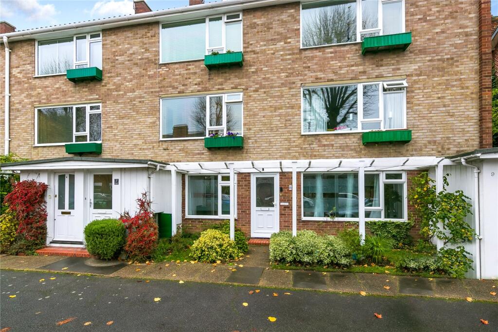2 bed Apartment for rent in Richmond upon Thames. From Antony Roberts Estate Agents -  Kew - Lettings