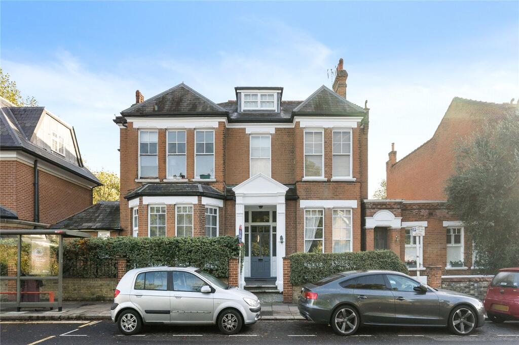 1 bed Apartment for rent in Richmond upon Thames. From Antony Roberts Estate Agents -  Kew - Lettings