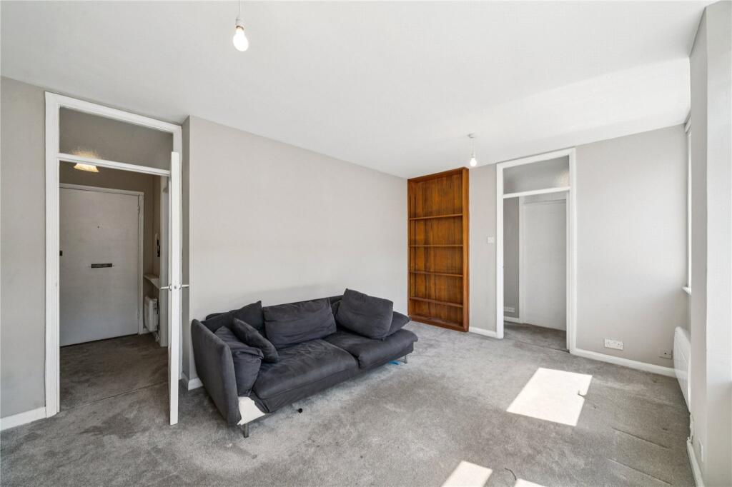1 bed Apartment for rent in Richmond. From Antony Roberts Estate Agents - East Sheen