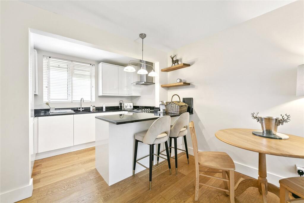 1 bed Apartment for rent in Richmond upon Thames. From Antony Roberts Estate Agents - Richmond - Lettings