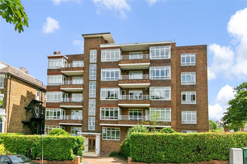 4 bed Apartment for rent in Richmond. From Antony Roberts Estate Agents - Richmond - Lettings