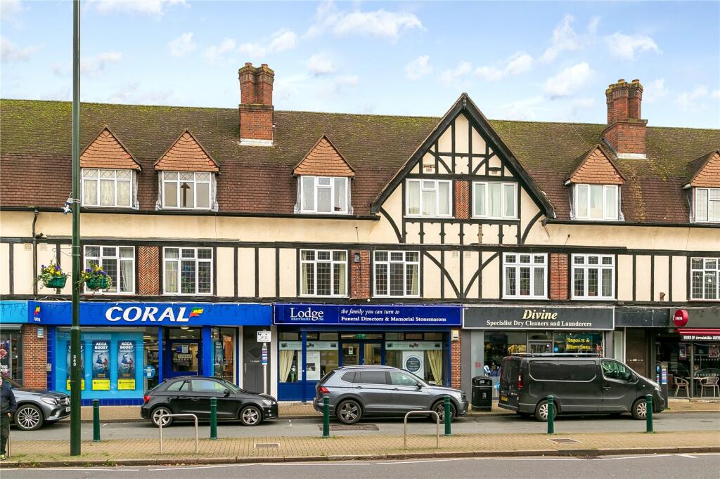 2 bed Apartment for rent in Teddington. From Antony Roberts Estate Agents - Richmond - Lettings 2 bed Apartment for rent in Teddington. From Antony Roberts Estate Agents - Richmond - Lettings