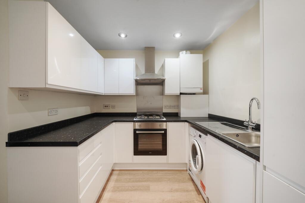 1 bed Flat for rent in Stoke Newington. From Ariston Property - London