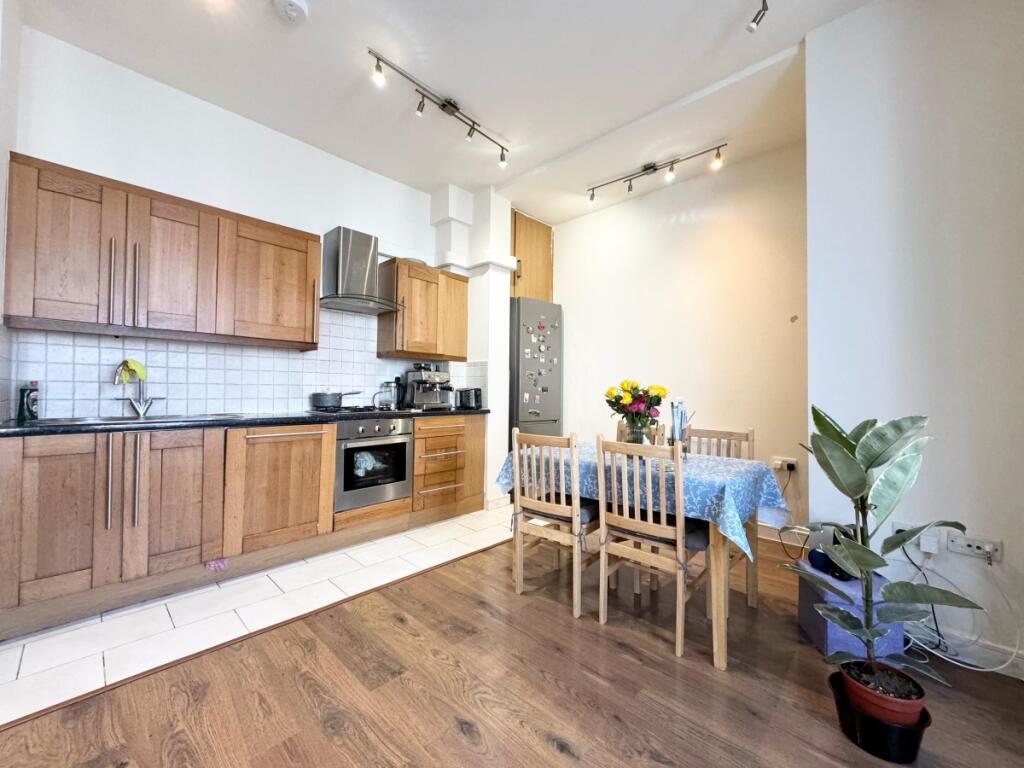 2 bed 1st Floor Flat for rent in Hornsey. From Ariston Property - London