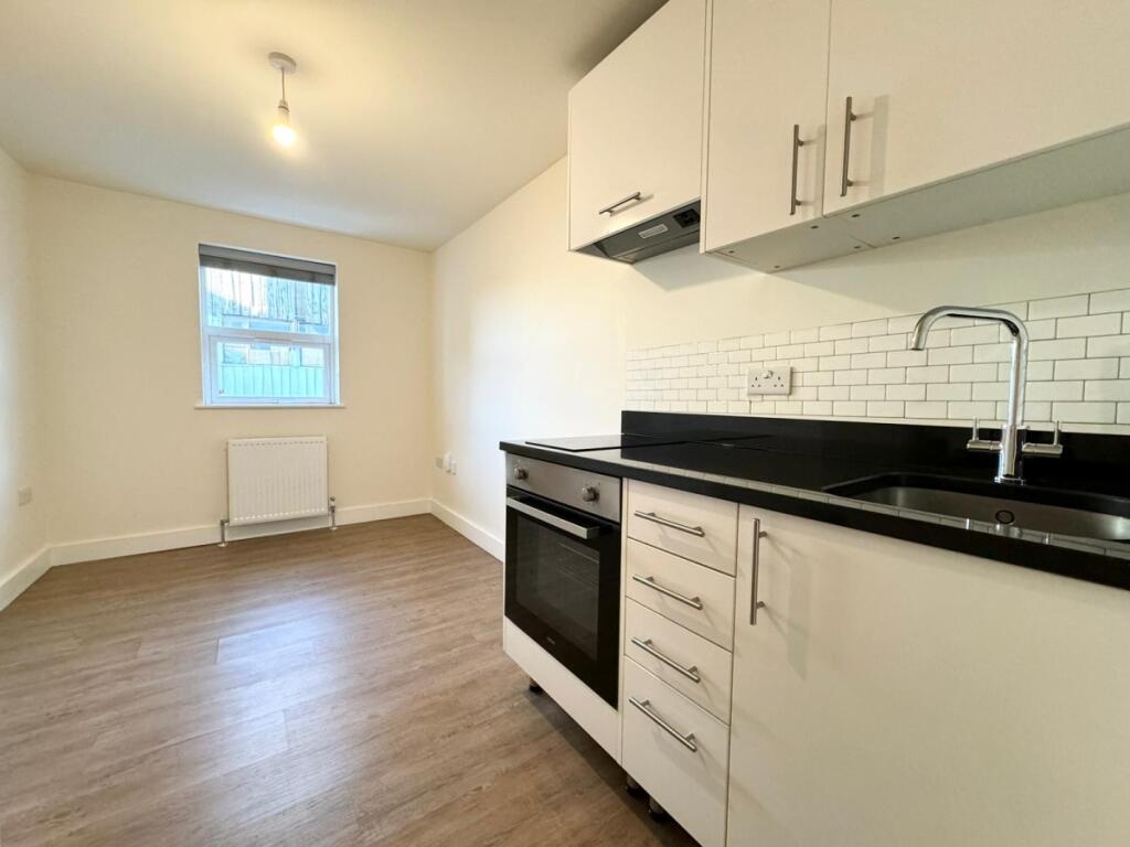 1 bed 1st Floor Flat for rent in Stoke Newington. From Ariston Property - London