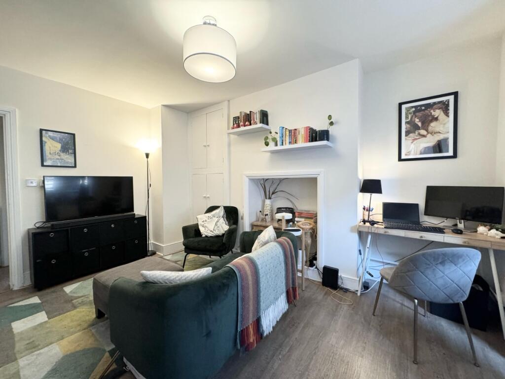 2 bed 1st Floor Flat for rent in Camden Town. From Ariston Property - London