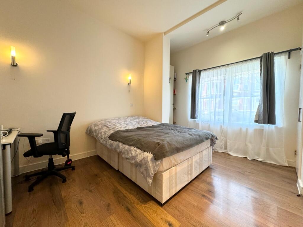2 bed 1st Floor Flat for rent in Hornsey. From Ariston Property - London