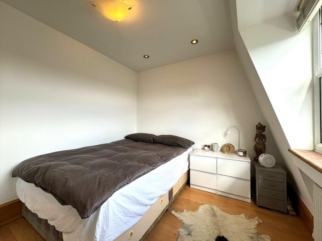 1 bed 1st Floor Flat for rent in Hornsey. From Ariston Property - London