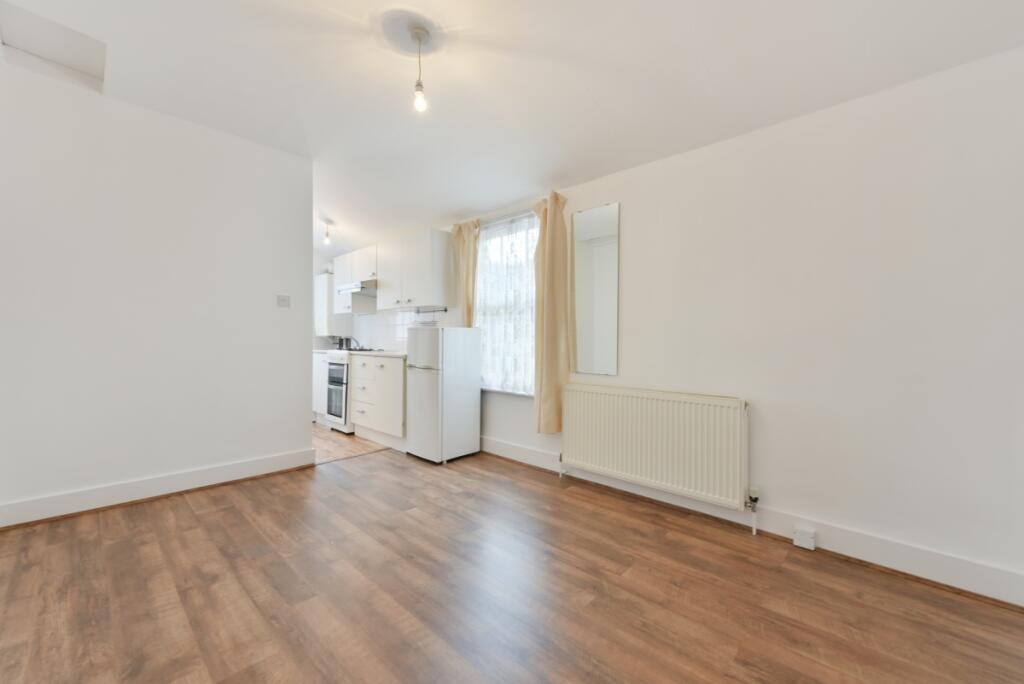 4 bed Studio for rent in Hackney. From Ariston Property - London