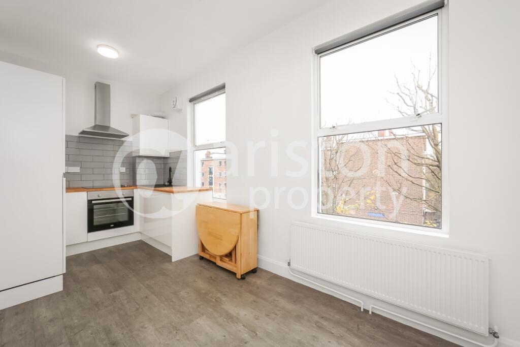 1 bed 1st Floor Flat for rent in Stoke Newington. From Ariston Property - London