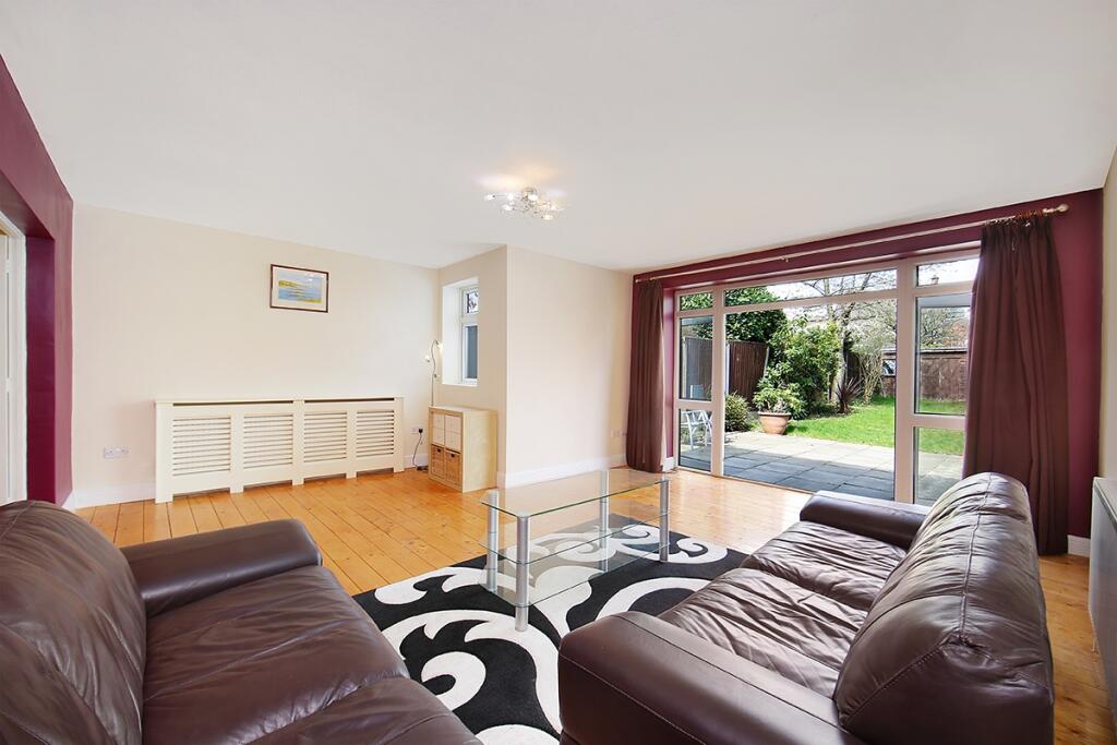 1 bed Detached for rent in Friern Barnet. From Ariston Property - London