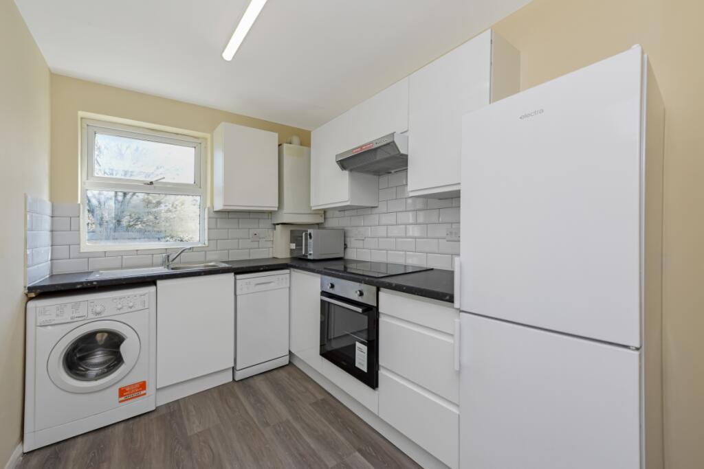 1 bed 1st Floor Flat for rent in Walthamstow. From Ariston Property - London