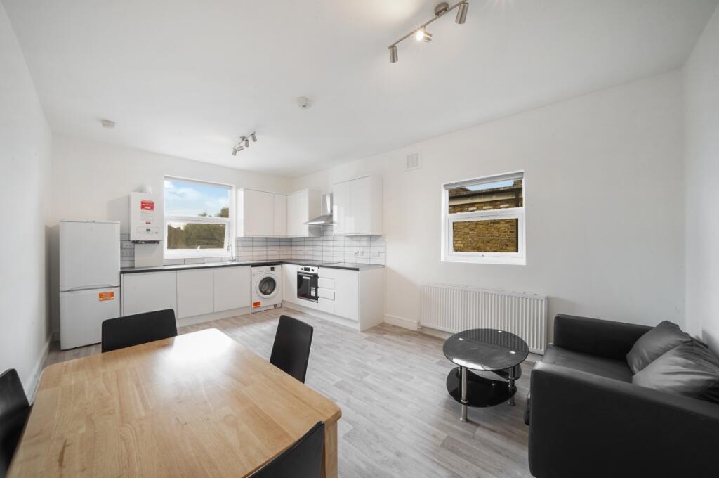 3 bed 1st Floor Flat for rent in Hornsey. From Ariston Property - London