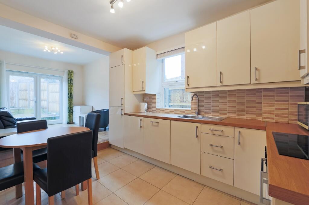 2 bed 1st Floor Flat for rent in Tottenham. From Ariston Property - London 2 bed 1st Floor Flat for rent in Tottenham. From Ariston Property - London