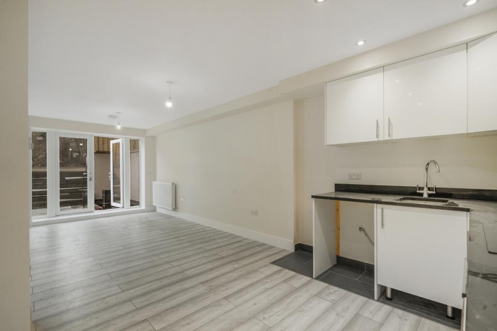 2 bed 1st Floor Flat for rent in Hornsey. From Ariston Property - London 2 bed 1st Floor Flat for rent in Hornsey. From Ariston Property - London