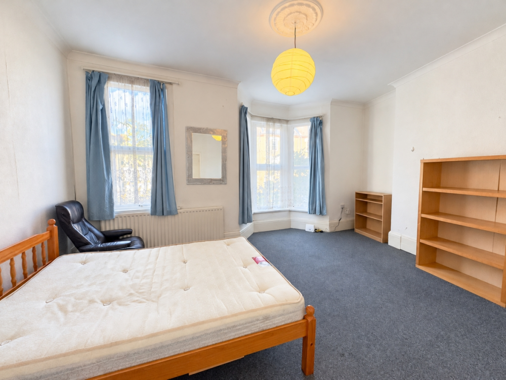 2 bed 1st Floor Flat for rent in Camden Town. From Ariston Property - London