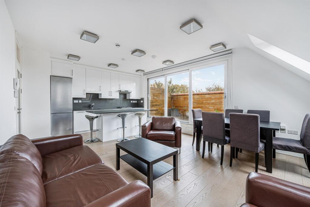 2 bed 1st Floor Flat for rent in Acton. From Atlas Property Letting & Services Ltd - London