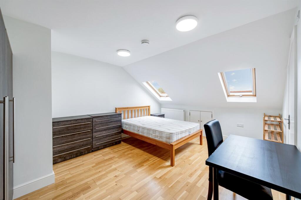 1 bed Flat Share for rent in Brentford. From Atlas Property Letting & Services Ltd - London