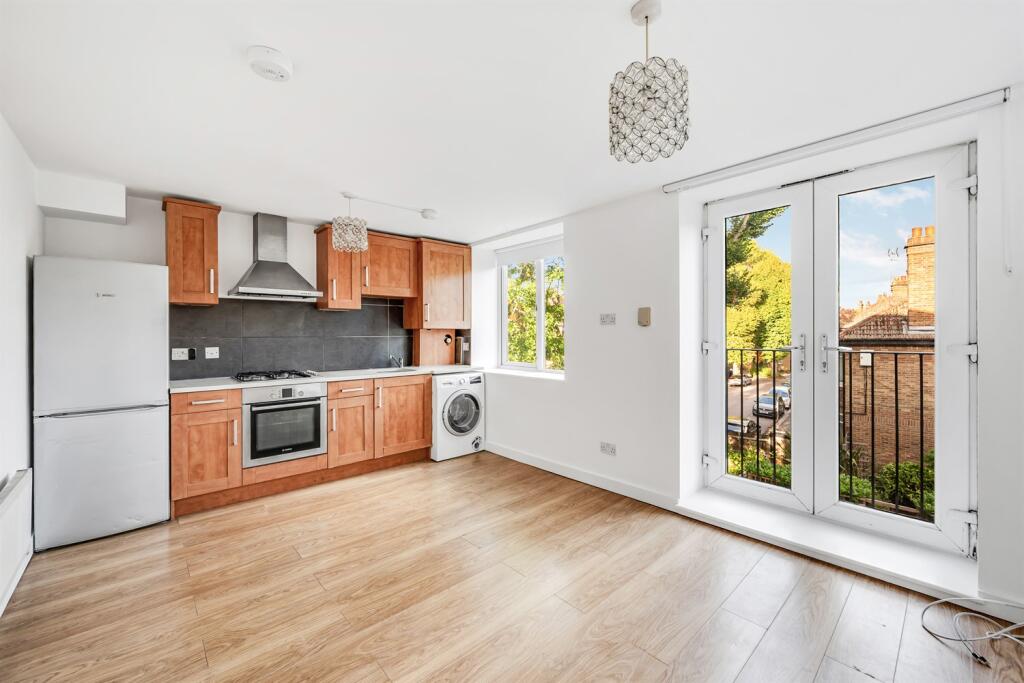1 bed 1st Floor Flat for rent in Acton. From Atlas Property Letting & Services Ltd - London