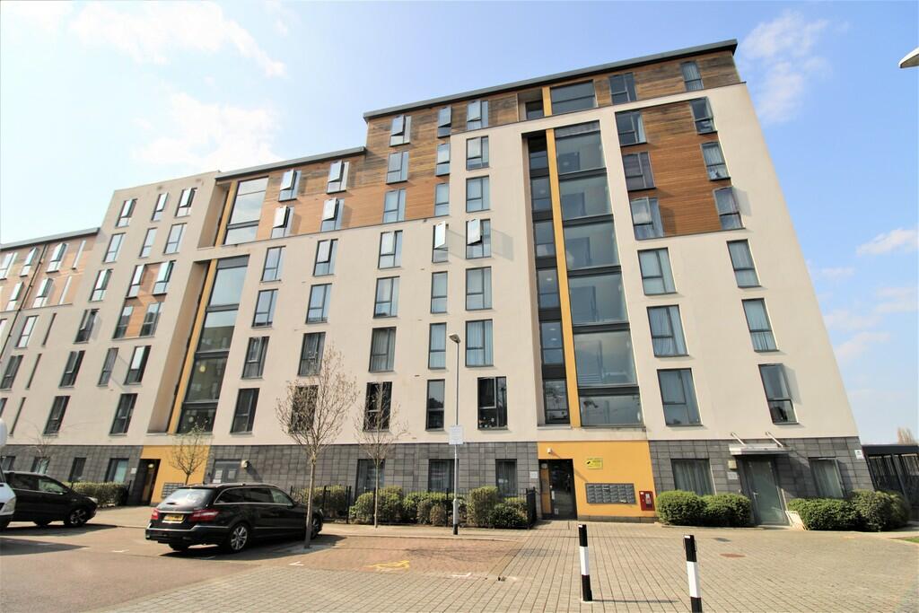 1 bed Apartment for rent in Hendon. From Auckland Estates - Potters Bar