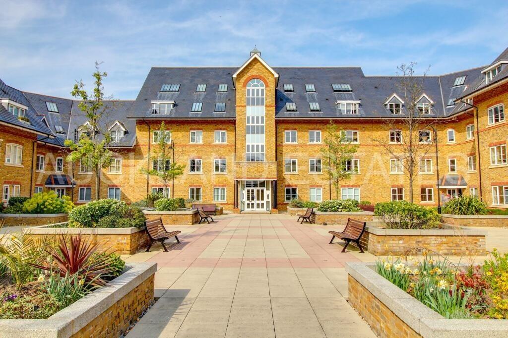 2 bed Apartment for rent in Ware. From Auckland Estates Limited - Potters Bar 2 bed Apartment for rent in Ware. From Auckland Estates Limited - Potters Bar