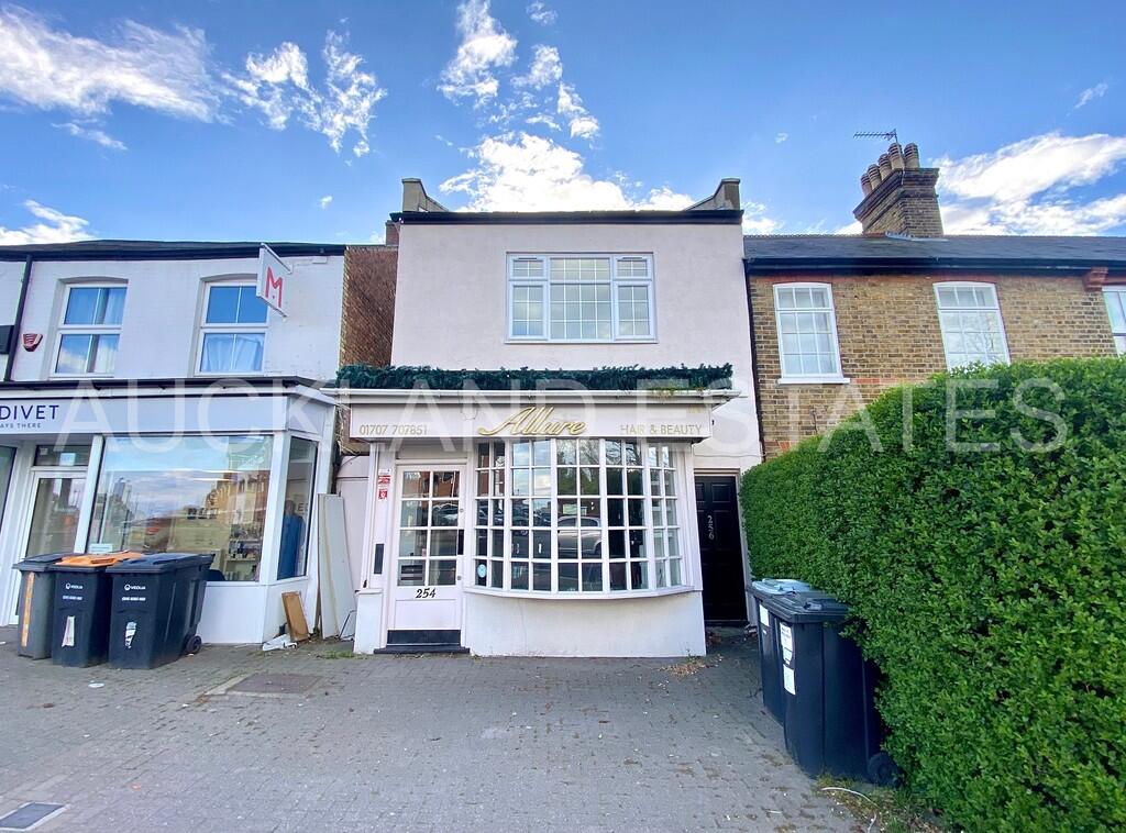 2 bed Apartment for rent in Potters Bar. From Auckland Estates Limited - Potters Bar