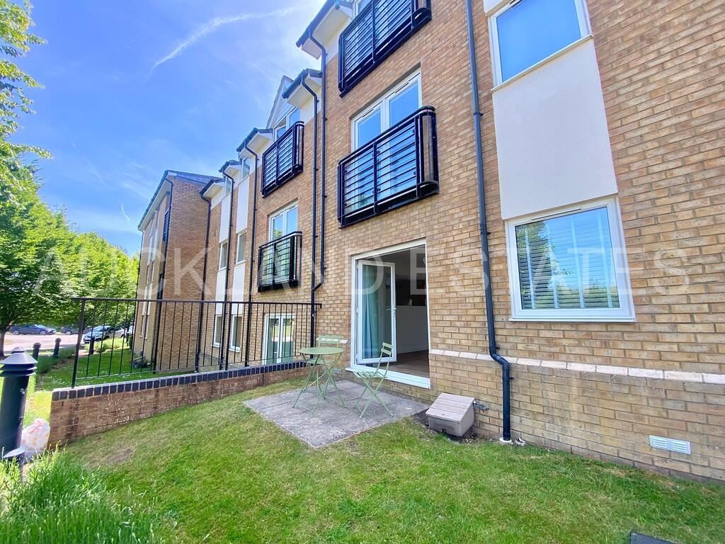 2 bed House (unspecified) for rent in Welwyn Garden City. From Auckland Estates Limited - Potters Bar