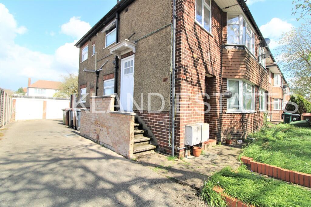 1 bed Annexe for rent in Potters Bar. From Auckland Estates Limited - Potters Bar