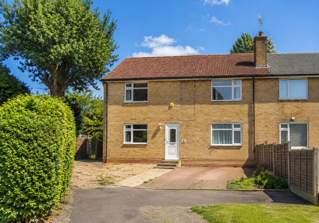 5 bed Semi Detached for rent in Northaw. From Auckland Estates Limited - Potters Bar