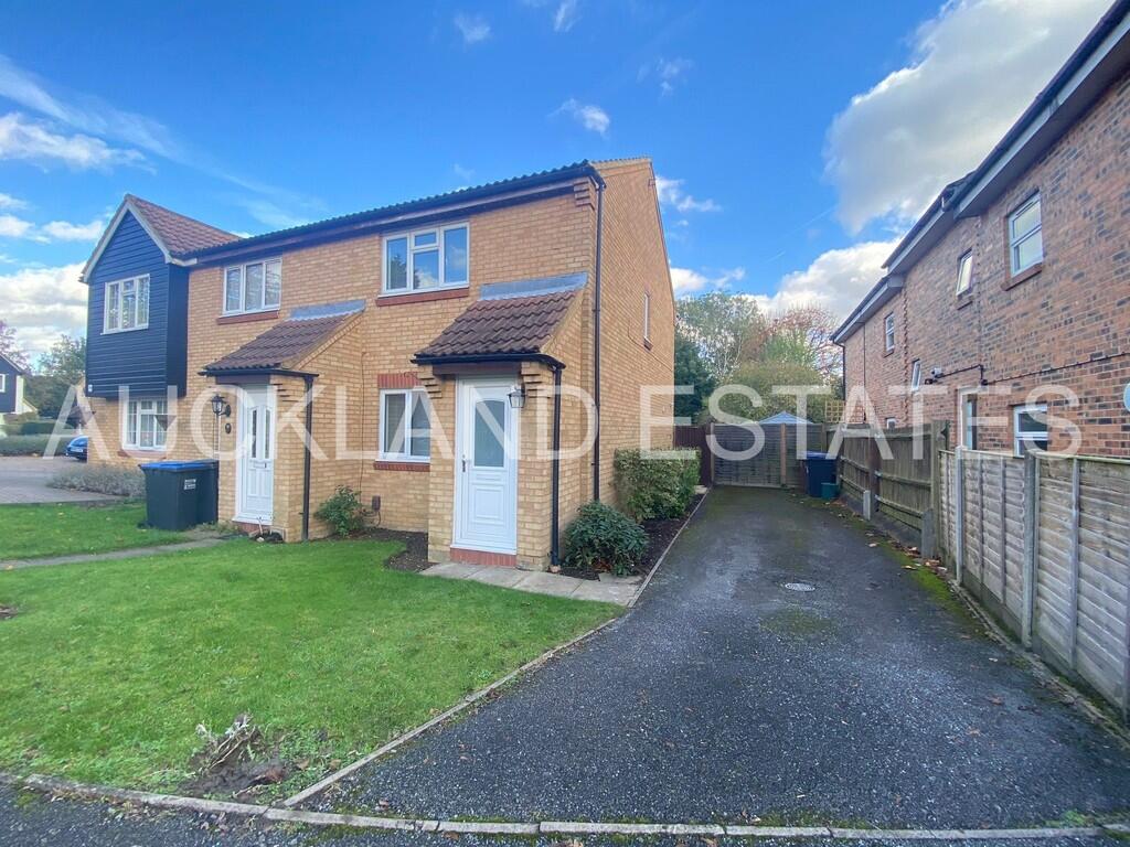 2 bed Semi Detached for rent in North Mymms. From Auckland Estates Limited - Potters Bar 2 bed Semi Detached for rent in North Mymms. From Auckland Estates Limited - Potters Bar
