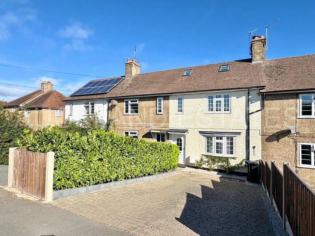 3 bed Mid Terraced House for rent in Potters Bar. From Auckland Estates Limited - Potters Bar