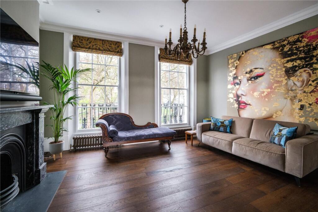 4 bed Mid Terraced House for rent in London. From Austin Homes - London