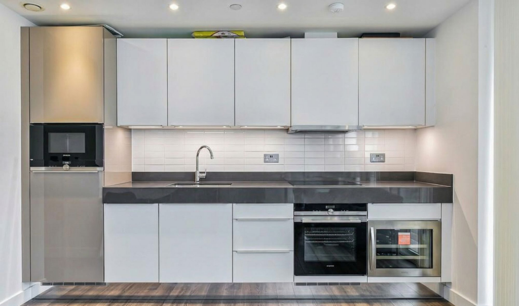 1 bed 1st Floor Flat for rent in Stepney. From Austin Homes - London