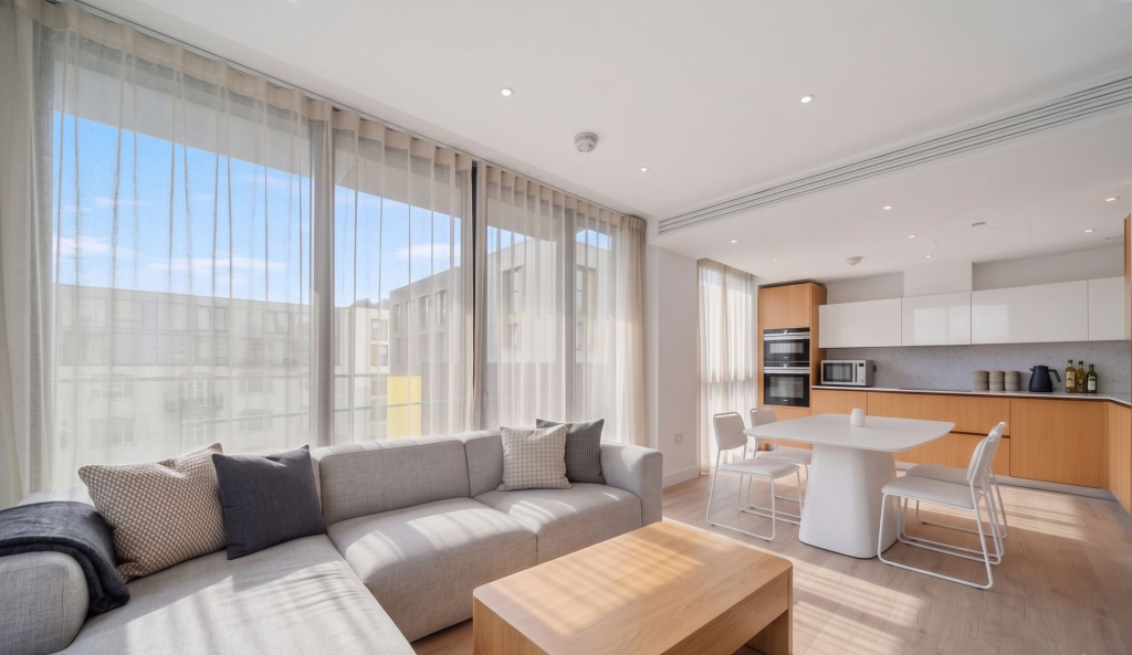 3 bed Apartment for rent in Bermondsey. From Austin Homes - London