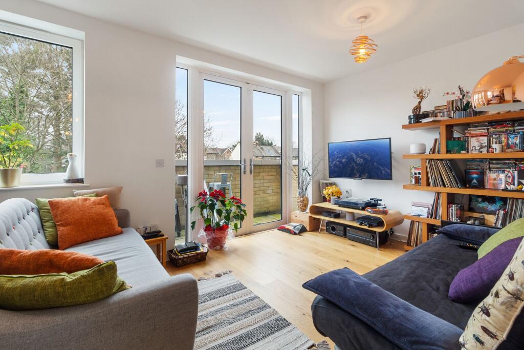 4 bed Mid Terraced House for rent in Tottenham. From Austin Homes - London 4 bed Mid Terraced House for rent in Tottenham. From Austin Homes - London