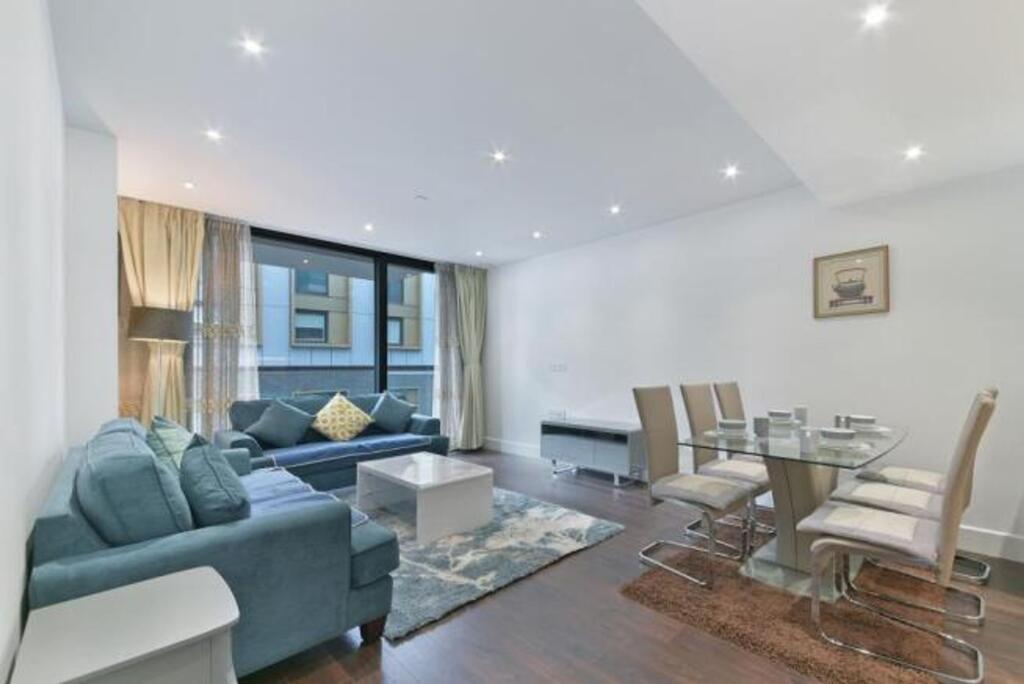 2 bed Apartment for rent in Stepney. From Austin Homes - London