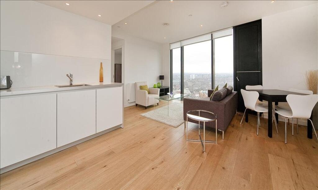 3 bed 1st Floor Flat for rent in Camden Town. From Austin Homes - London