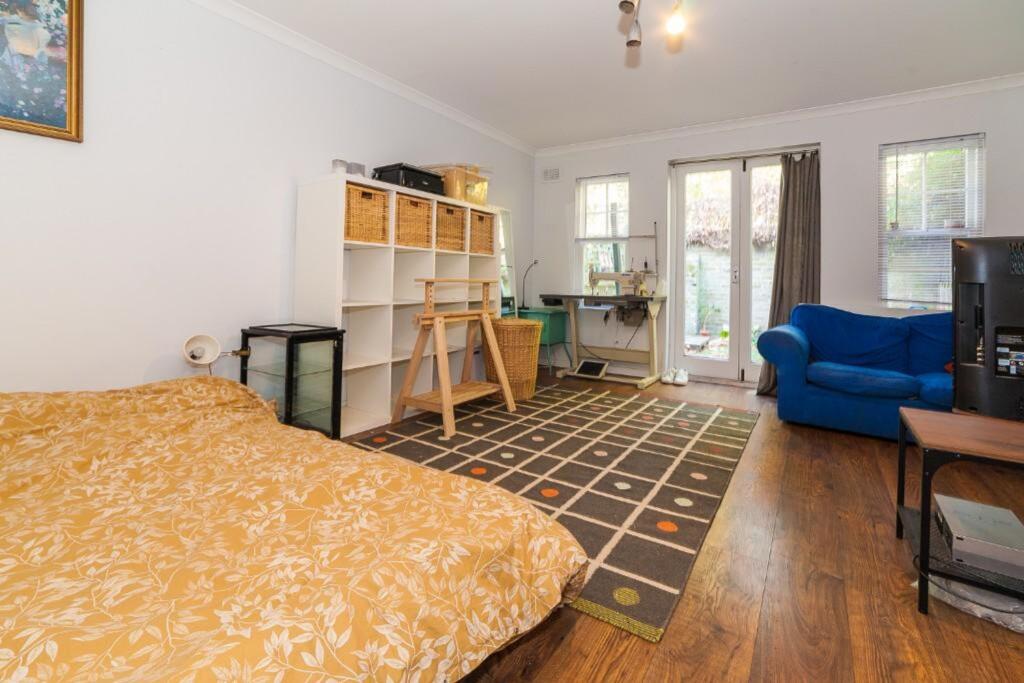 2 bed Mid Terraced House for rent in Hackney. From Austin Homes - London