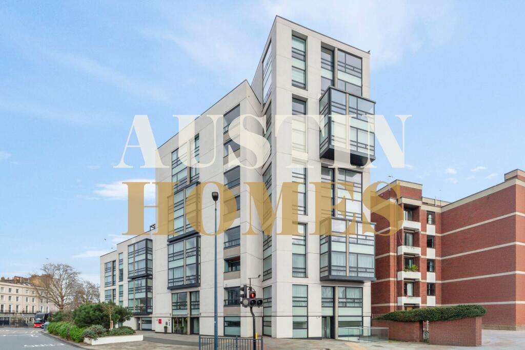 2 bed Penthouse for rent in Kensington. From Austin Homes - London
