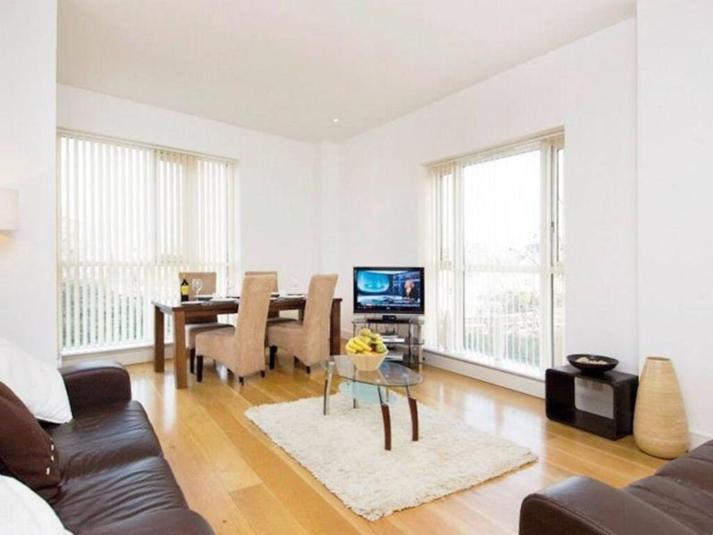 2 bed 1st Floor Flat for rent in Poplar. From Austin Homes - London 2 bed 1st Floor Flat for rent in Poplar. From Austin Homes - London