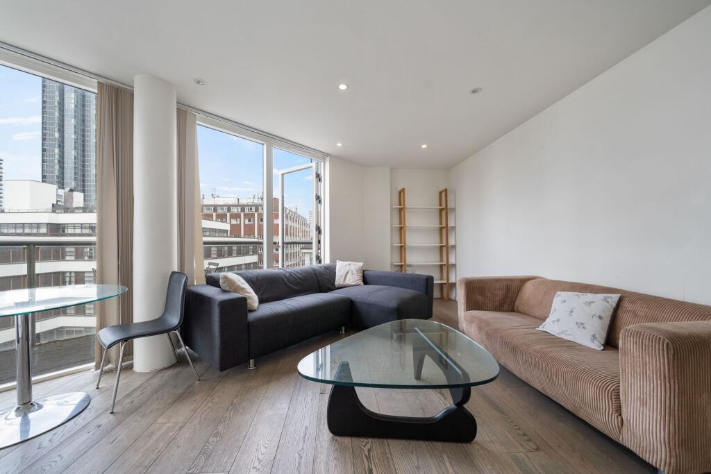 3 bed Apartment for rent in London. From Austin Homes - London