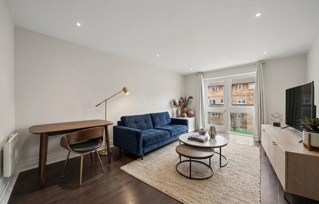 2 bed Mid Terraced House for rent in London. From Austin Homes - London